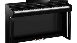 piano numérique Yamaha CLP725 Clavinova PE