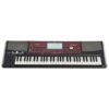 Clavier arrangeur électronique avec écran central et haut-parleurs intégrés, idéal pour composition musicale.