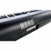 Clavier numérique Korg noir avec connectiques visibles, idéal pour musiciens professionnels et amateurs passionnés.