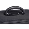 Poignée robuste en plastique noir sur valise en tissu, fermetures éclair renforcées visibles.