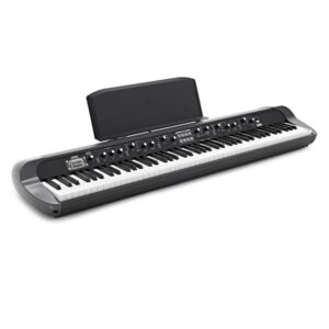Clavier numérique noir et blanc avec touches, boutons de réglage et support pour partitions, idéal pour pianistes professionnels.