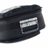 Étui en tissu noir avec poignée métallique, idéal pour transporter en toute sécurité des instruments ou accessoires fragiles.