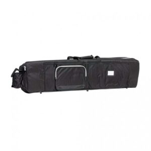 Sac de transport noir rectangulaire avec poches zippées, idéal pour équipement annuel sportif ou professionnel.