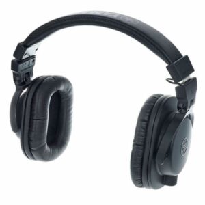 Casque audio noir professionnel avec coussinets rembourrés, bandeau ajustable et logo argenté, idéal pour le studio.