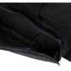 Sac noir avec compartiments, fermeture éclair ouverte, vue intérieure. Pratique pour le rangement et le transport.