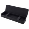 Étui rigide noir ouvert, conçu pour transporter en toute sécurité un instrument de musique ou équipement similaire.