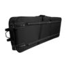 Valise noire rectangulaire avec roulettes et poignée pour transport pratique. Design robuste et élégant, idéale pour instruments.