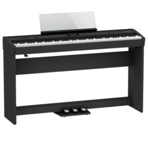 Piano numérique noir avec pédalier intégré, 88 touches, et lutrin pour partitions. Instrument de musique moderne et élégant.