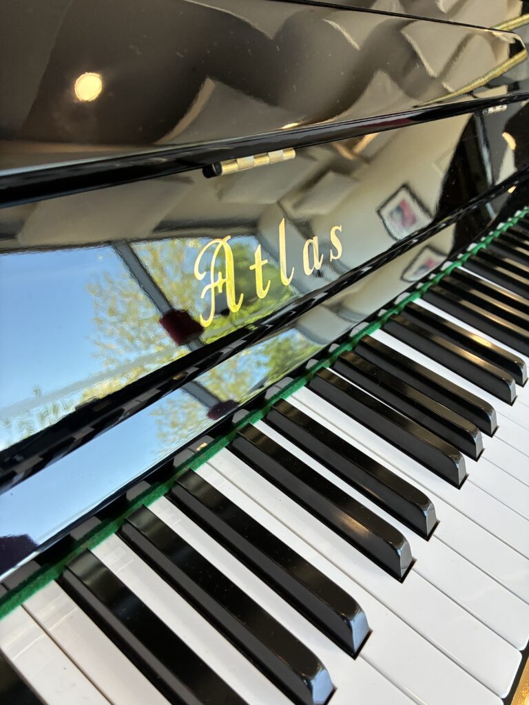 piano droit atlas 130 cm occasion