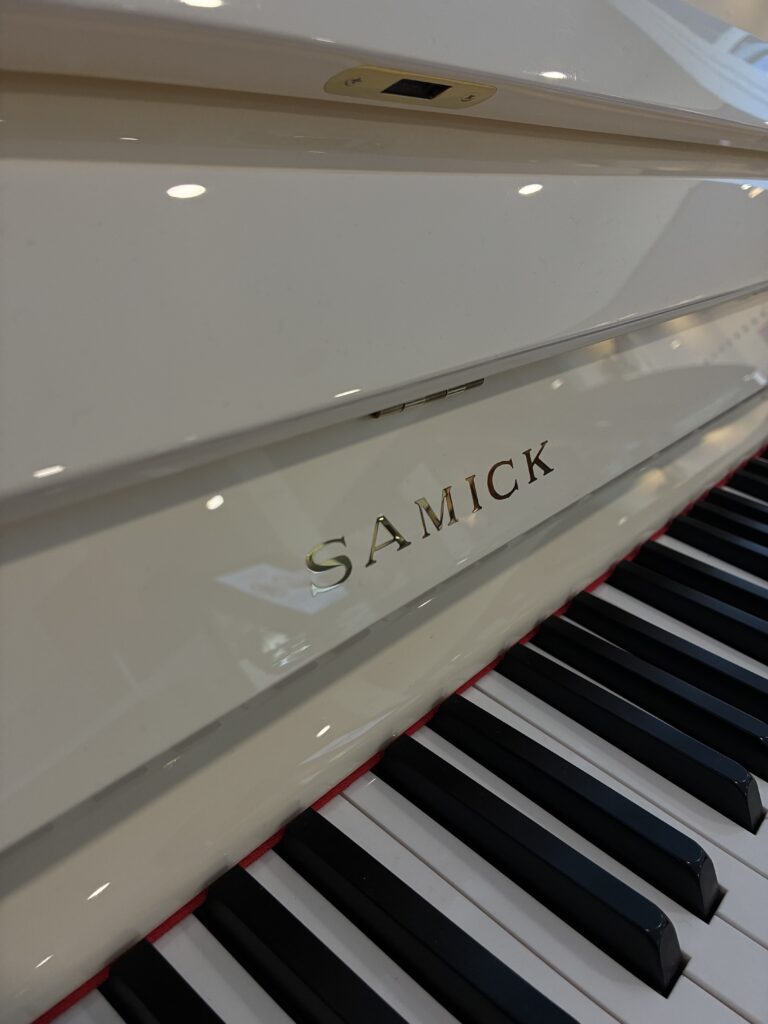 piano droit samick su118 occasion